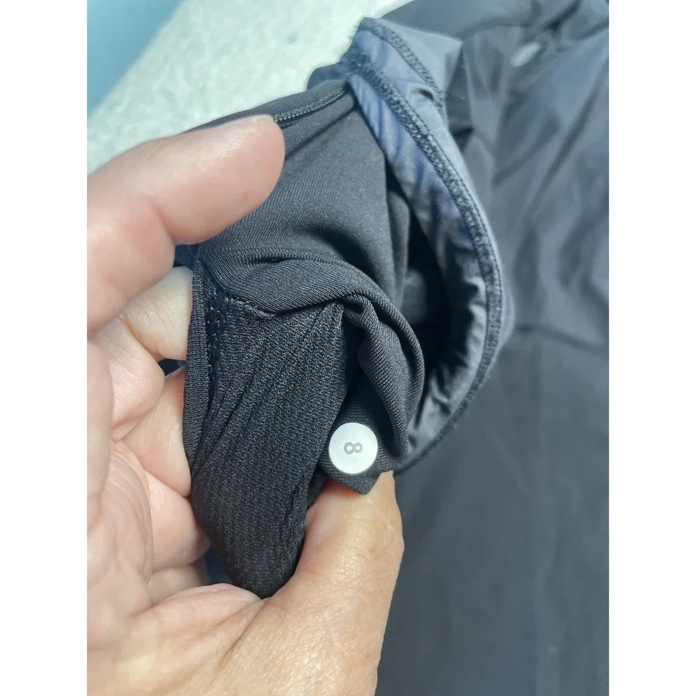 Lululemon Women's Sleeveless Hooded Running Vest - Size 8- Black